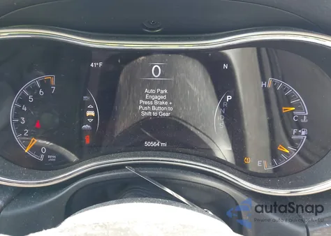 2015 Jeep Grand Cherokee Limited z USA, uszkodzony, nr VIN 1C4RJFBG8FC768723